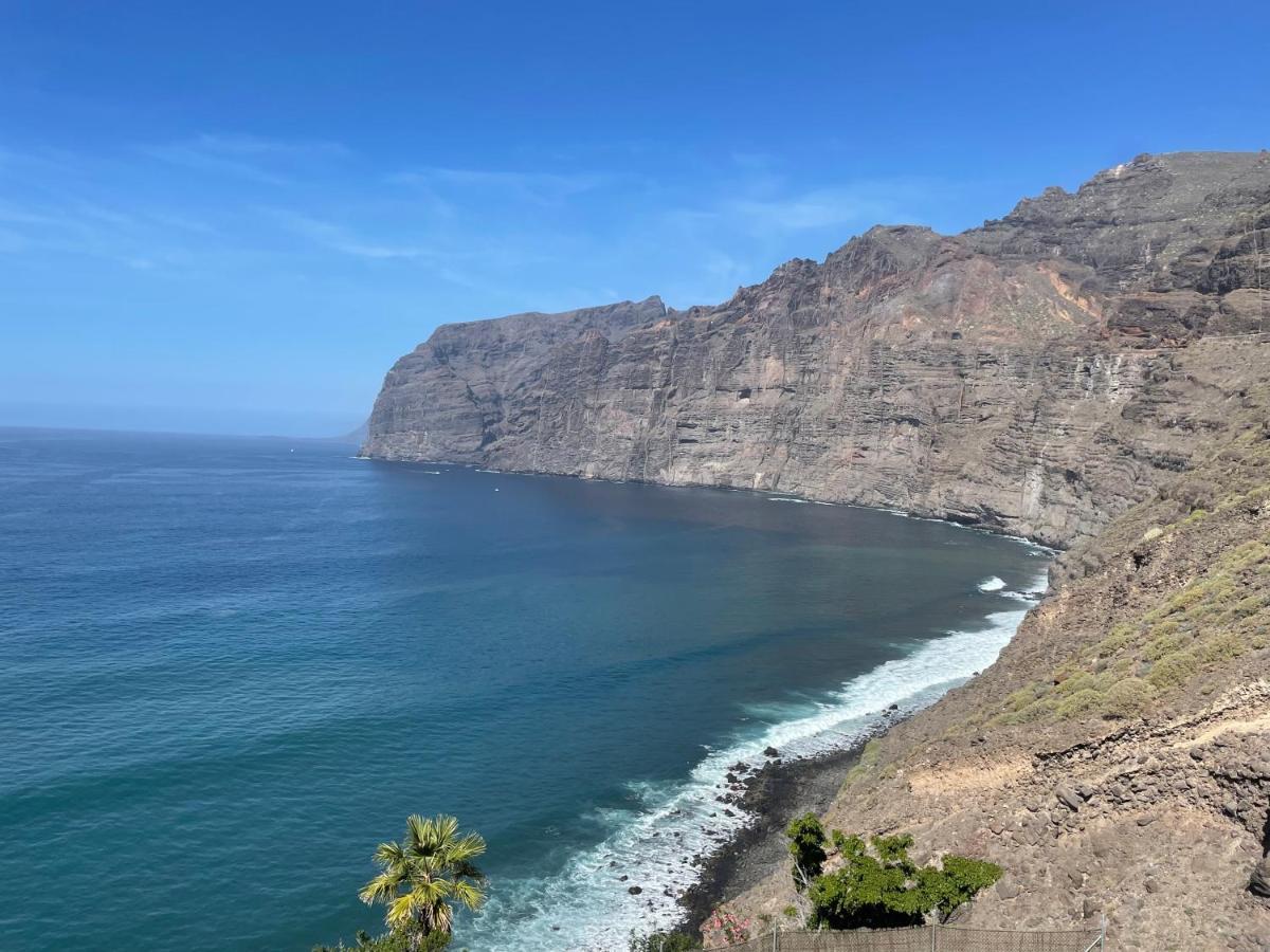 Los Gigantes In Front Of Sea Acantilado de los Gigantes Luaran gambar